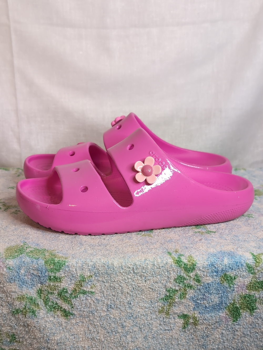 Crocs Classic Sandal 2.0 Glossy Pink womens 9 - Picture 2 of 8